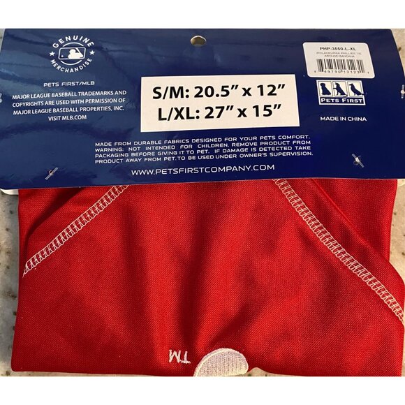 NEW MLB Baseball Philadelphia Phillies Red Pet Dog Bandana Size L/XL 27"x15" - Picture 2 of 2